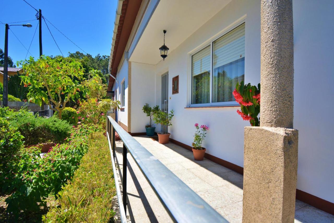 Casa Con Jardin En Vilanova De Arousa Kültér fotó